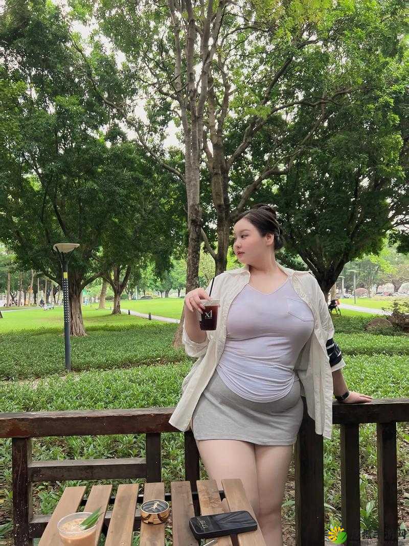 真人 BBWBBWBBWBBW：独特魅力展现别样精彩